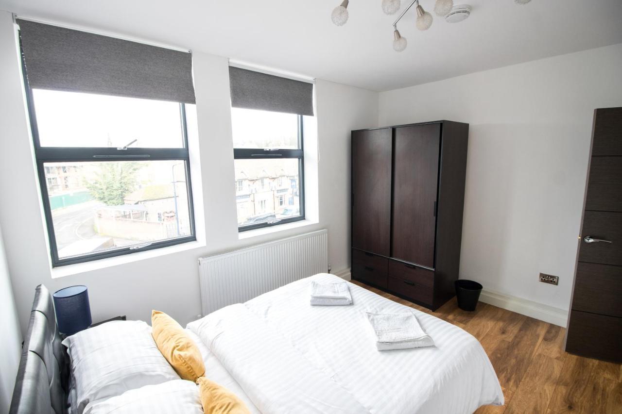 Manhattan Heights Apartment Мейдстън Екстериор снимка