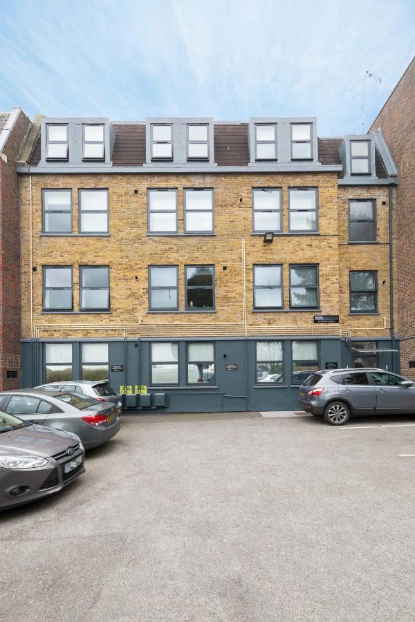 Manhattan Heights Apartment Мейдстън Екстериор снимка