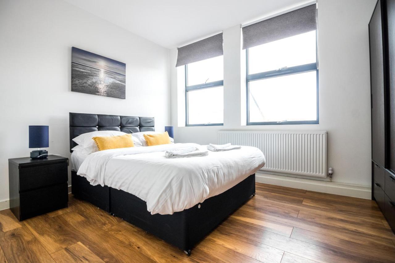 Manhattan Heights Apartment Мейдстън Екстериор снимка