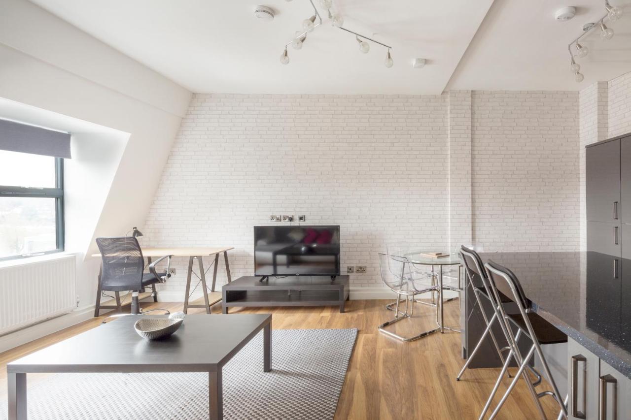 Manhattan Heights Apartment Мейдстън Екстериор снимка