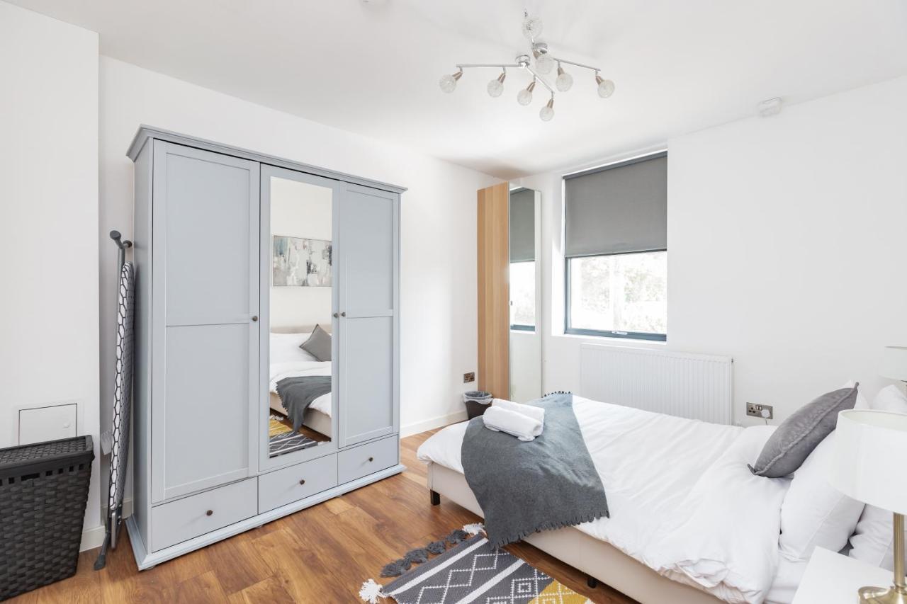 Manhattan Heights Apartment Мейдстън Екстериор снимка