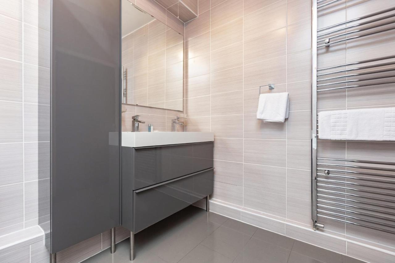 Manhattan Heights Apartment Мейдстън Екстериор снимка