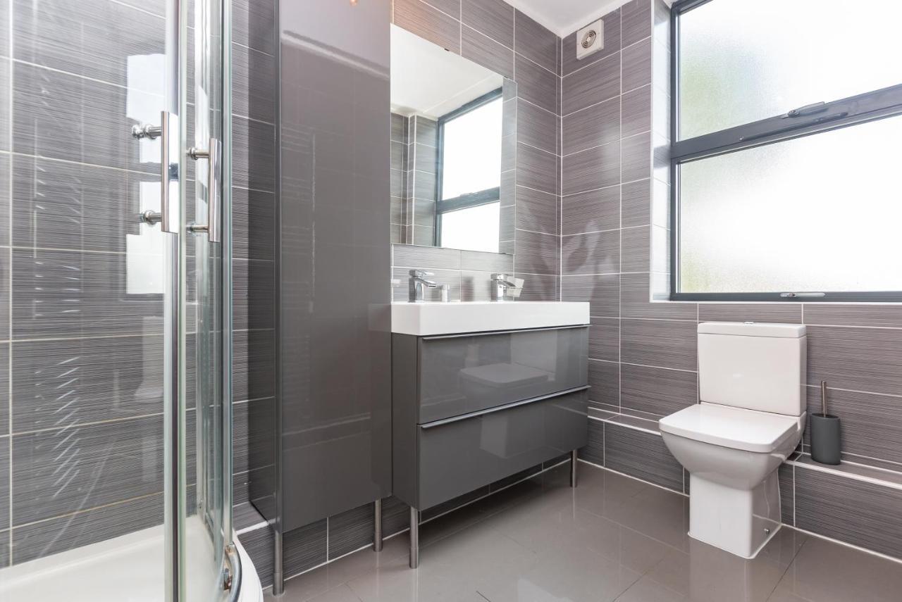 Manhattan Heights Apartment Мейдстън Екстериор снимка