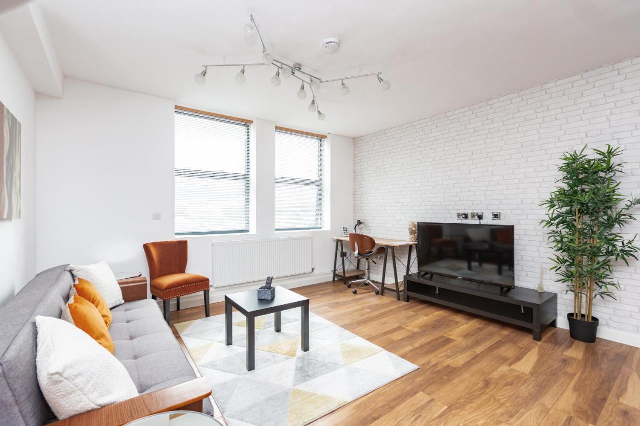 Manhattan Heights Apartment Мейдстън Екстериор снимка